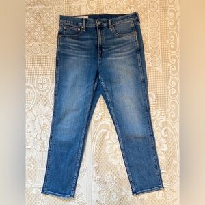 Gap Women’s “Vintage Slim High Rise” Jeans Medium Wash Size 31